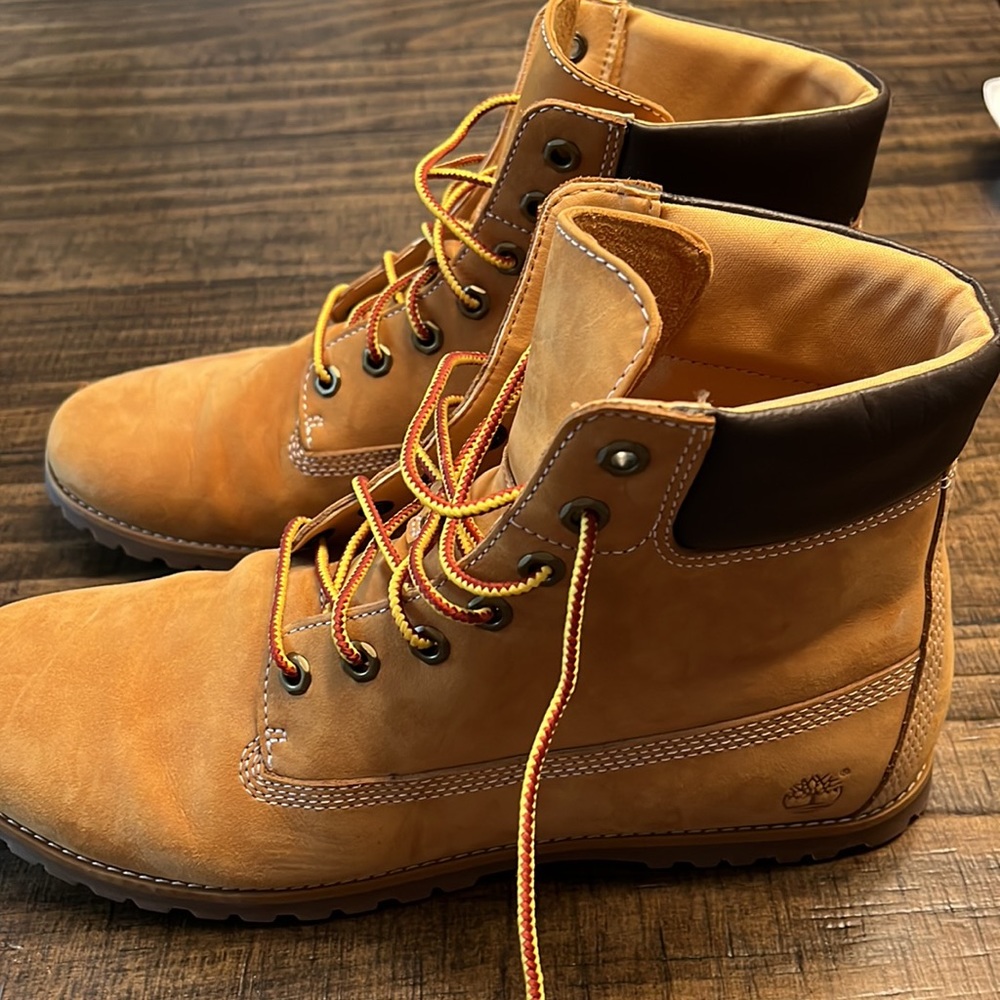 Timberland - Picture 2 of 4